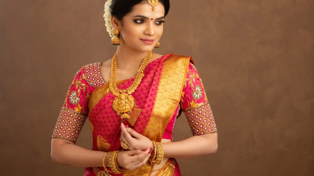 Woman Wearing temple jewellery Set